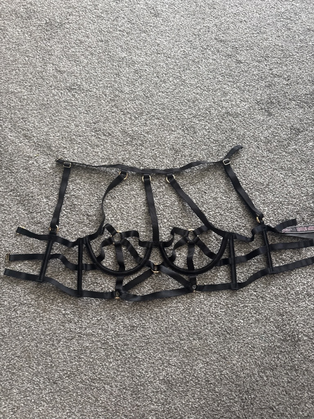 Victoria’s Secret bandage strappy bra size small